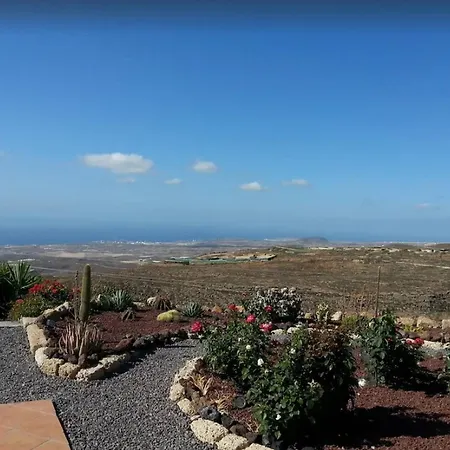 Casa Tamara Quiet Flat With Pool Great View Of The Mountains And The Sea Apartmán La Cisnera