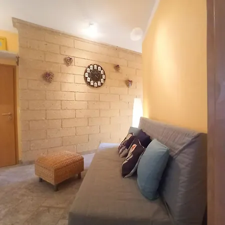 Casa Tamara Quiet Flat With Pool Great View Of The Mountains And The Sea