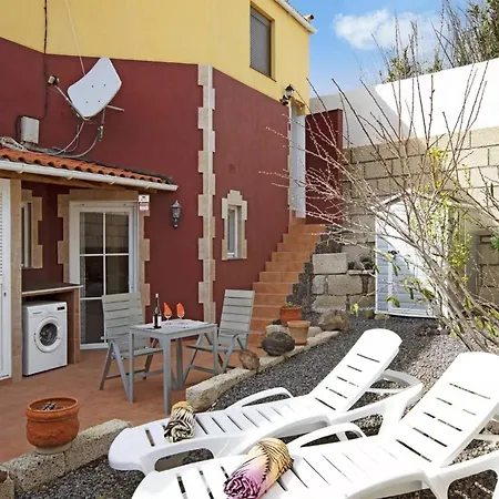 Daire Casa Tamara Quiet Flat With Pool Great View Of The Mountains And The Sea